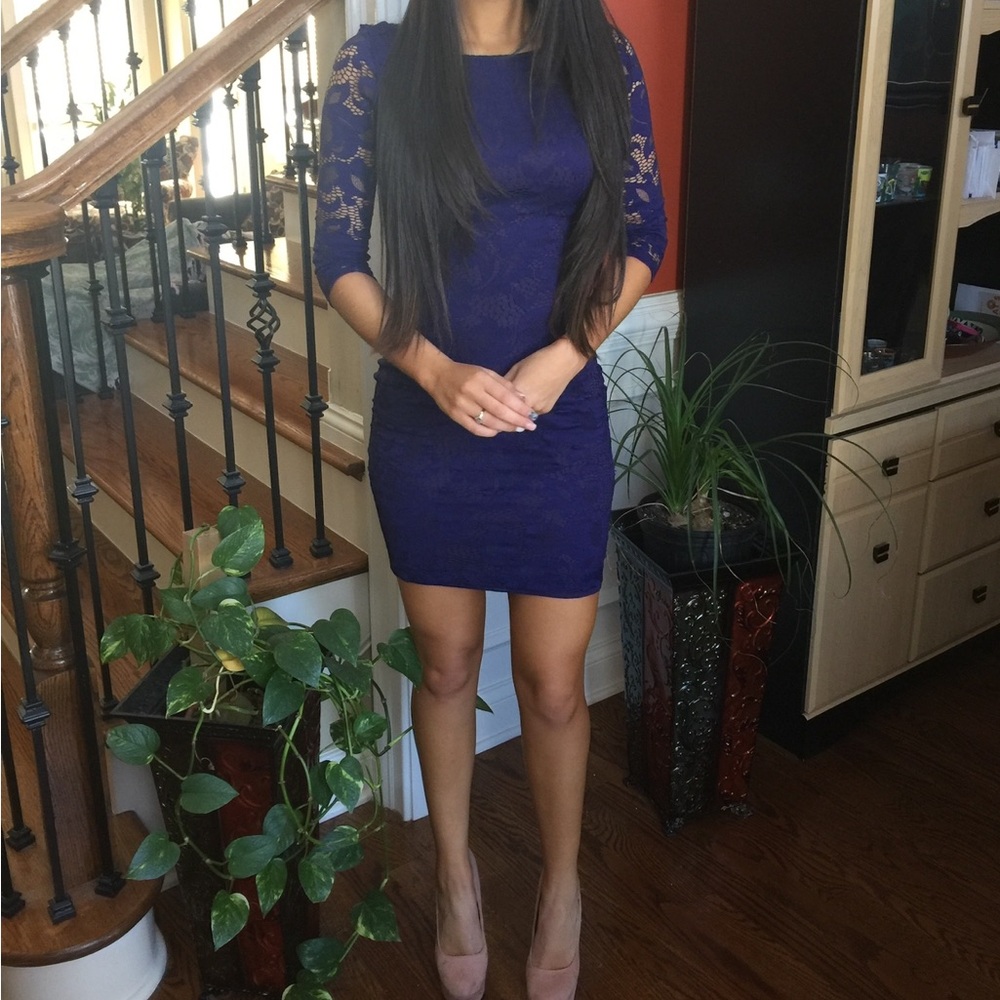 Lulu’s Lace Bodycon Dress